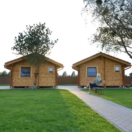 Log Houses Vaivorykstes 11 *