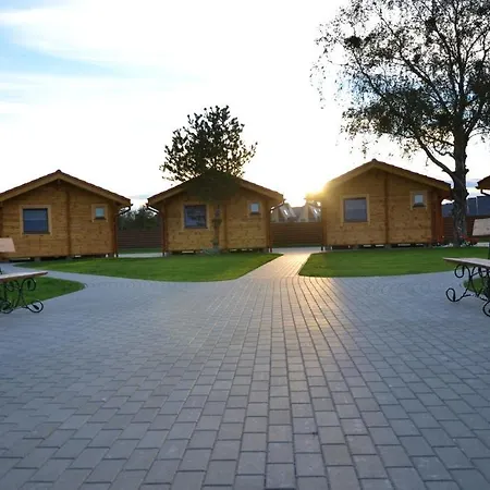 Village de vacances Log Houses Vaivorykstes 11 *